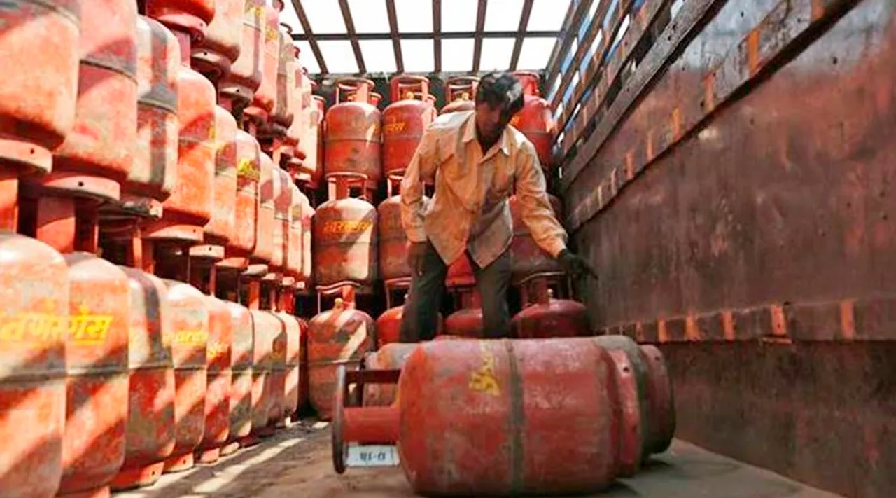 LPG, Oil PSUs, One-time grant, Narendra Modi