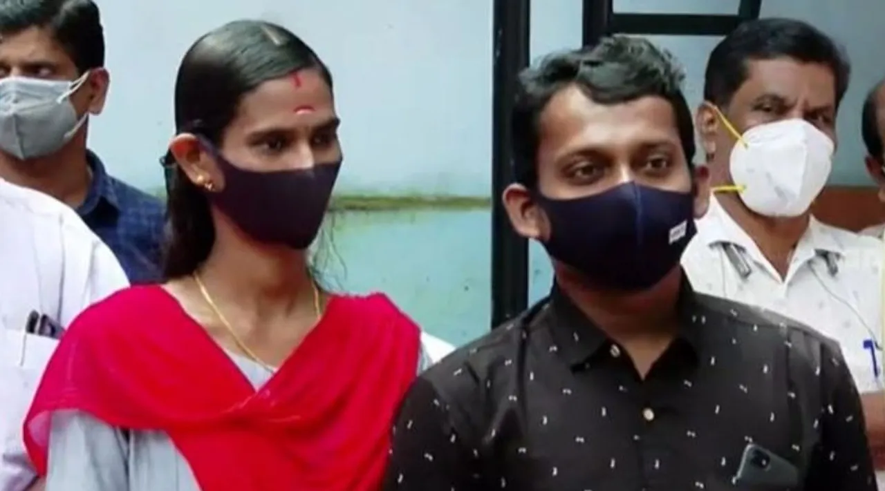 പ്രണയസാഫല്യം; 11 വർഷം ഒളിവുജീവിതം നയിച്ച റഹ്മാനും സജിതയും വിവാഹിതരായി