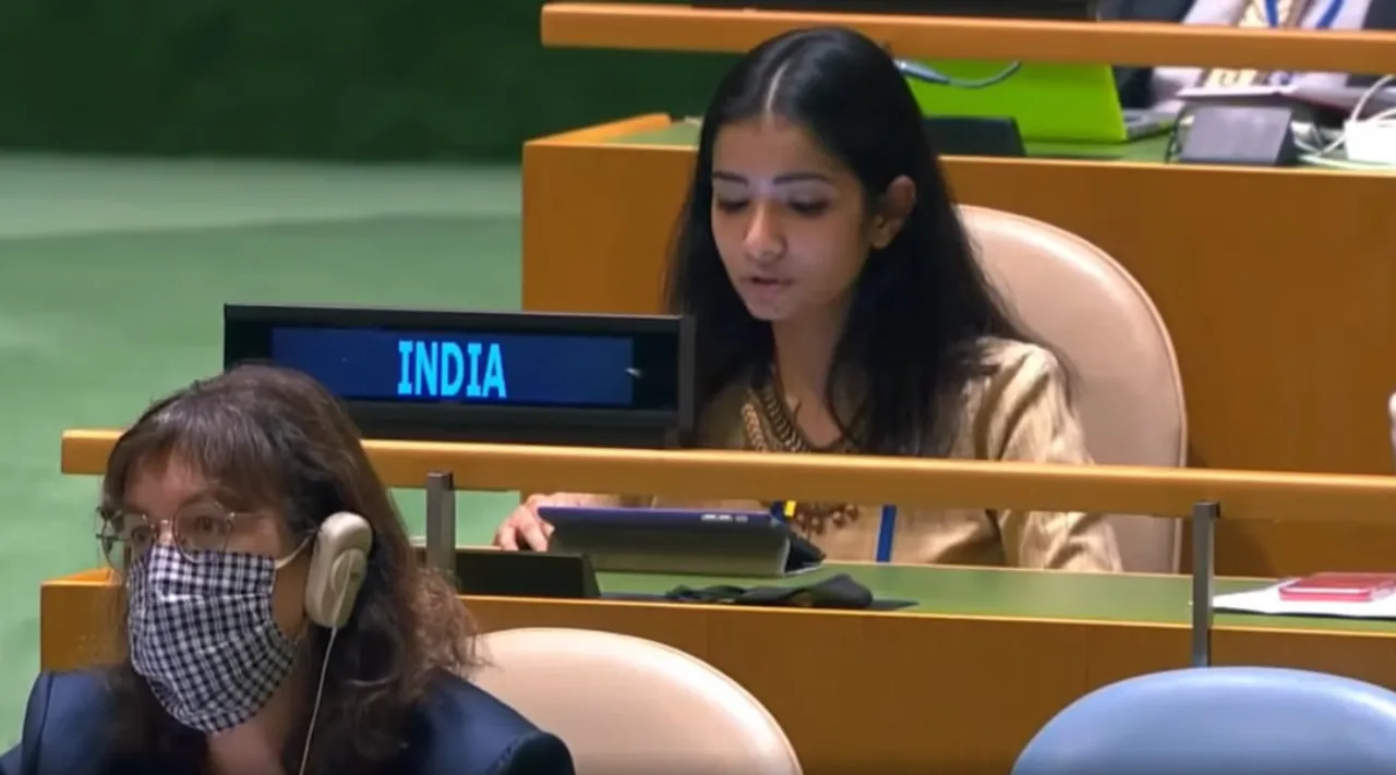 sneha dubey, india first secretary UN, sneha dubey pakistan reply, sneha dubey at UNGA, united nations general assembly, unga india, unga india pakistan, sneha dubey ifs, sneha dubey speech, sneha dubey un, sneha dubey unga, സ്നേഹ ദുബെ, യുഎൻജിഎ, malayalam news, news in malayalam, ie malayalam