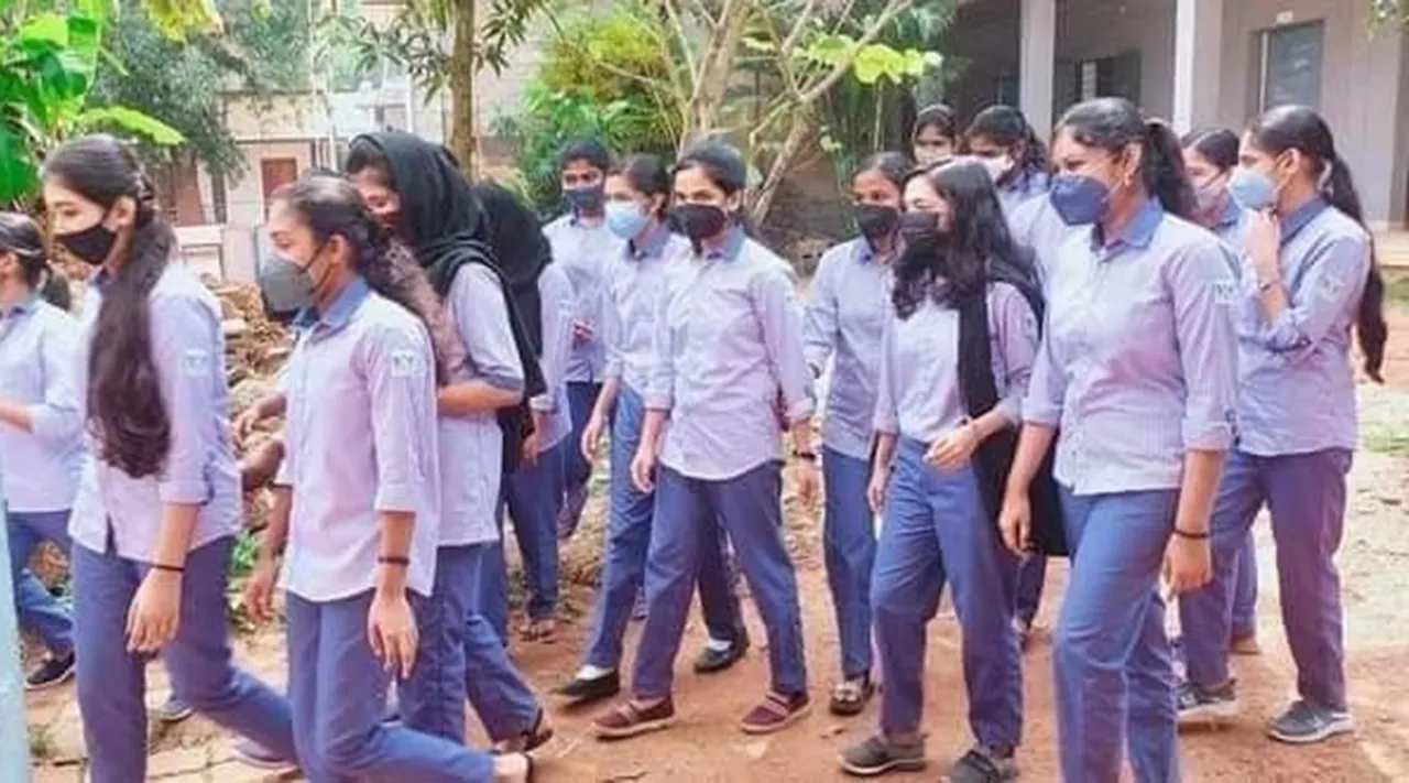 Covid19, Omicron, school functioning Kerala, online class Kerala, guidelines for school functioning, guidelines for online class kerala, guidelines for 10th class kerala, guidelines for higher secondary class kerala, Covid19 kerala case, Omicron cases kerala, kerala closed 1to9 school offline classes Covid19, covid19 news, omicron news, malayalam news, latest malayalam news, news in malayalam, kerala news, latest kerala news, indain express malayalam,ie malayalam