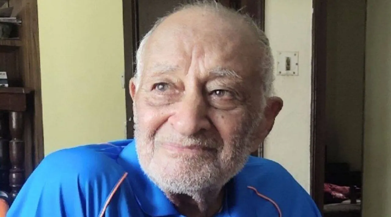 Charanjit Singh, Charanjeet SIngh hockey