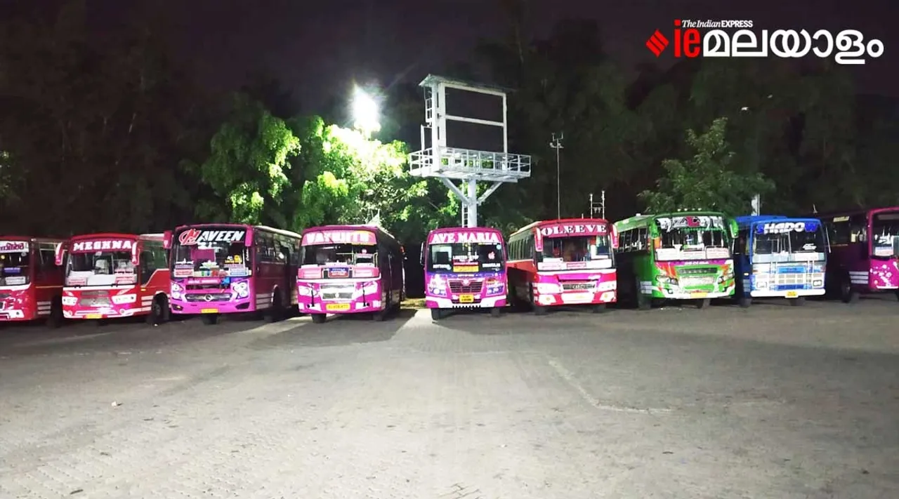 private bus, strike
