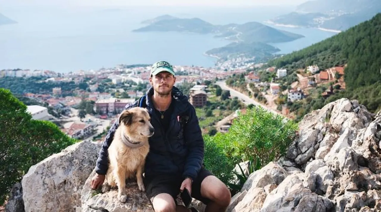 Tom Turcich, World Walk