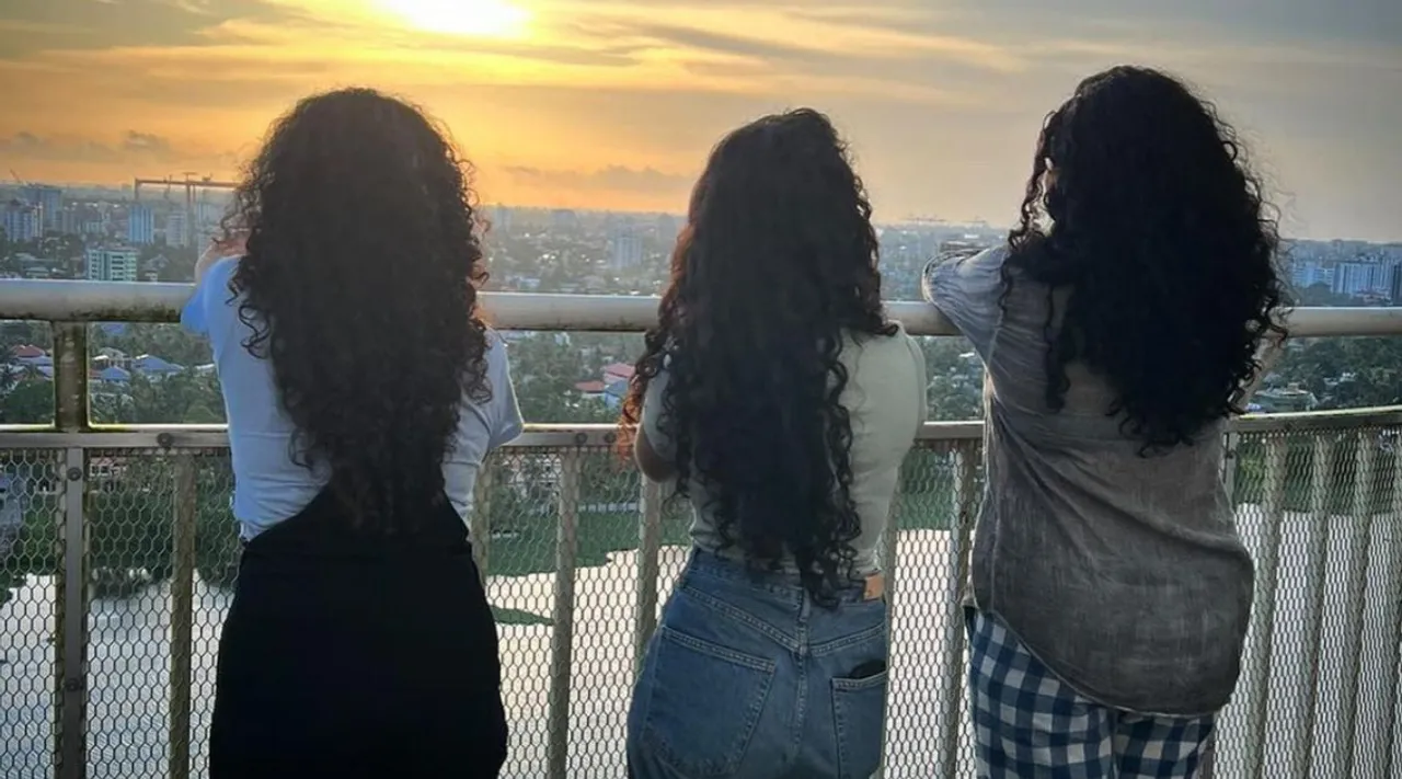 മലയാളത്തിന്റെ ചുരുളന്‍ മുടിക്കാരികള്‍