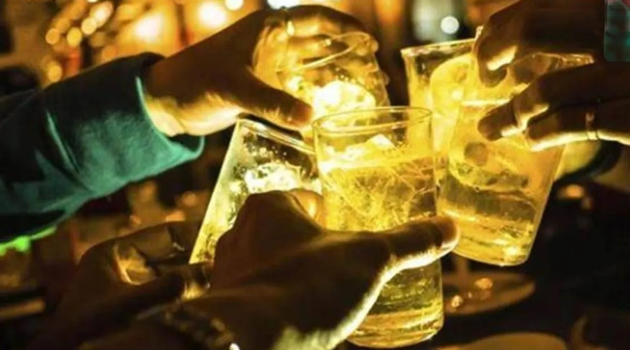 Calories in Alcohol, gain weight while drinking alcohol, calories in alcohol per gram, calories in alcohol per ml