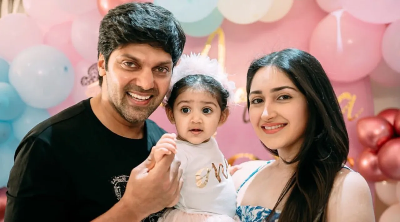 Arya, Sayyesha, Family