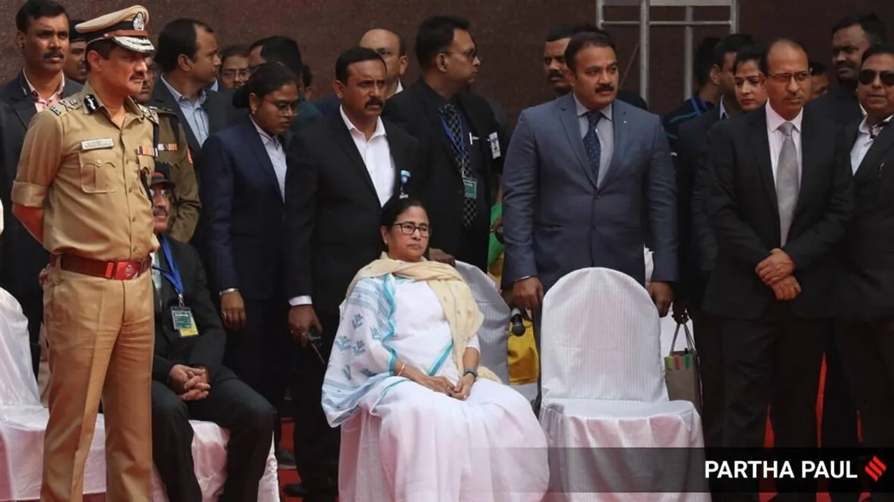Mamata Banerjee, vande bharat express, Jai Shri ram chanting vande bharat express, Mamata Banerjee at Vande Bharat express inauguration