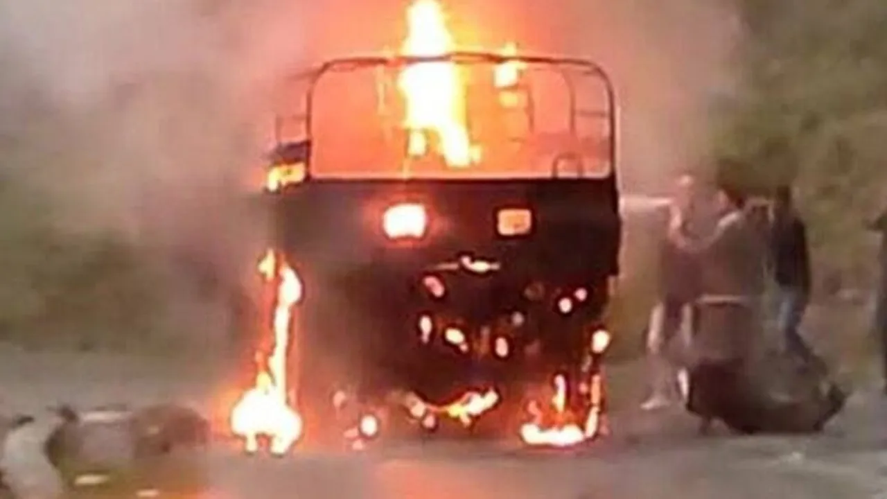 Army soldiers killed, Army vehicle fire, Jammu and Kashmir, indian express, Indian Army