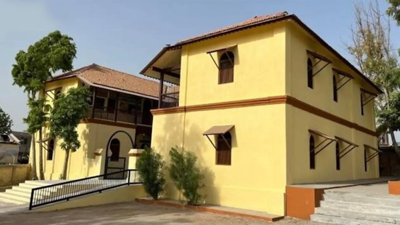 modi-school