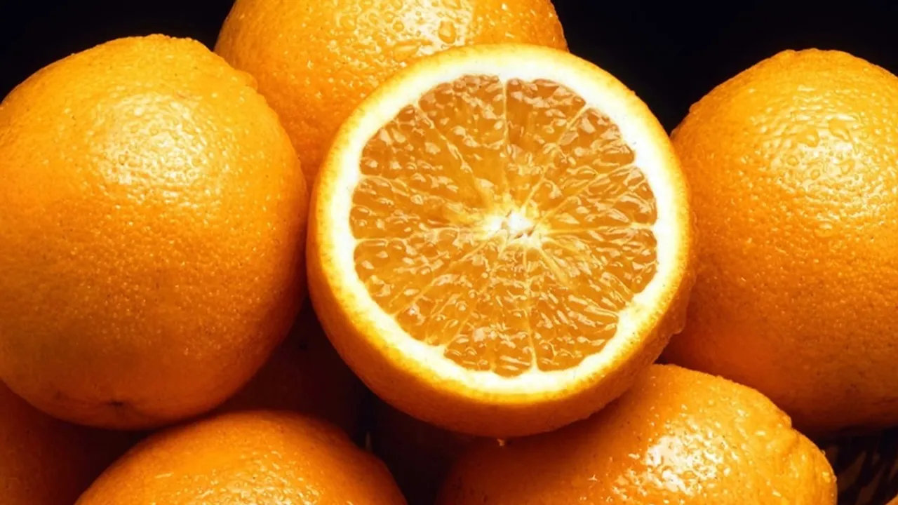 Raw orange nutrition, Nutritional profile of oranges, Health benefits of oranges, Oranges and immune system