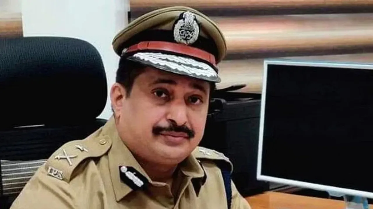 Monson Mavunkal | IG Lakshman