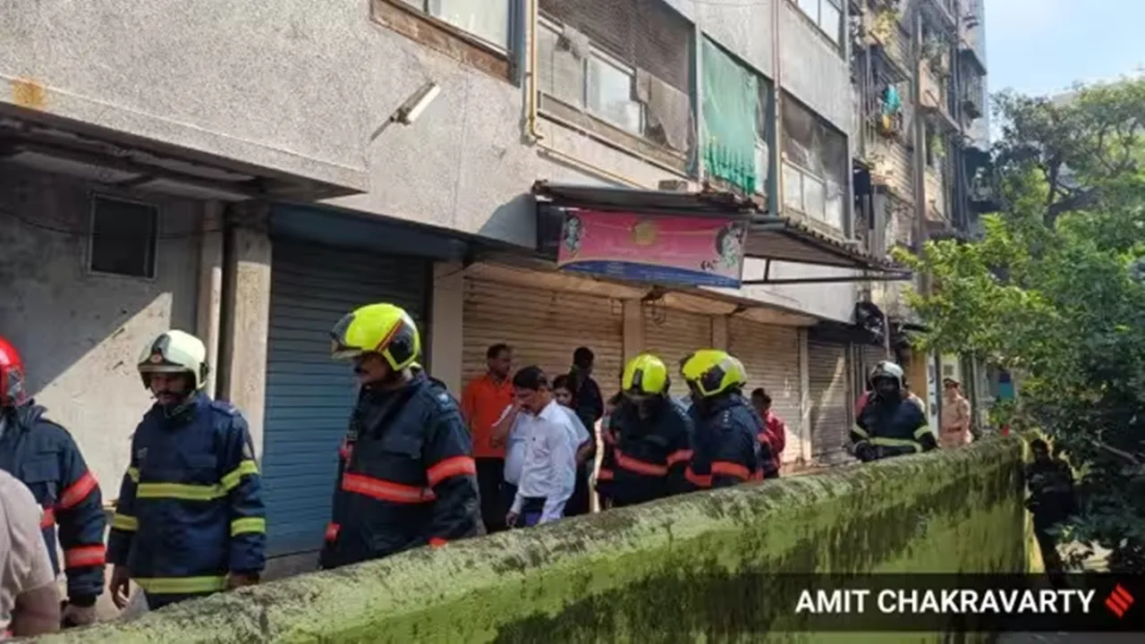 fire in Mumbai | 7 dead