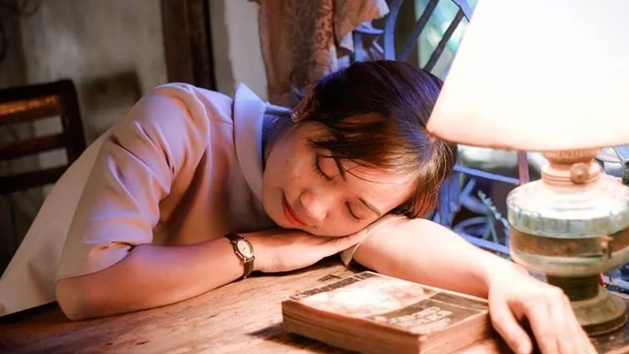 napping | afternoon naps | afternoon slump women