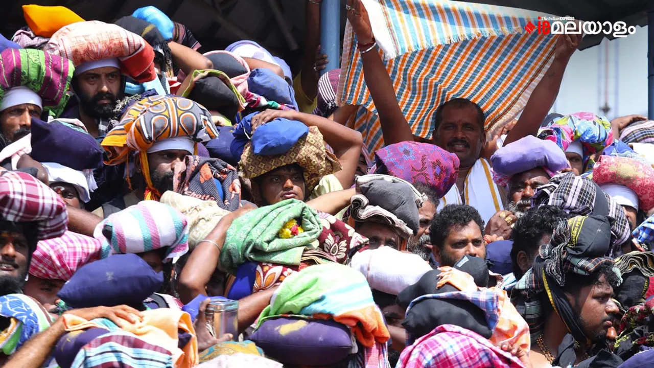 Sabarimala Crowd  