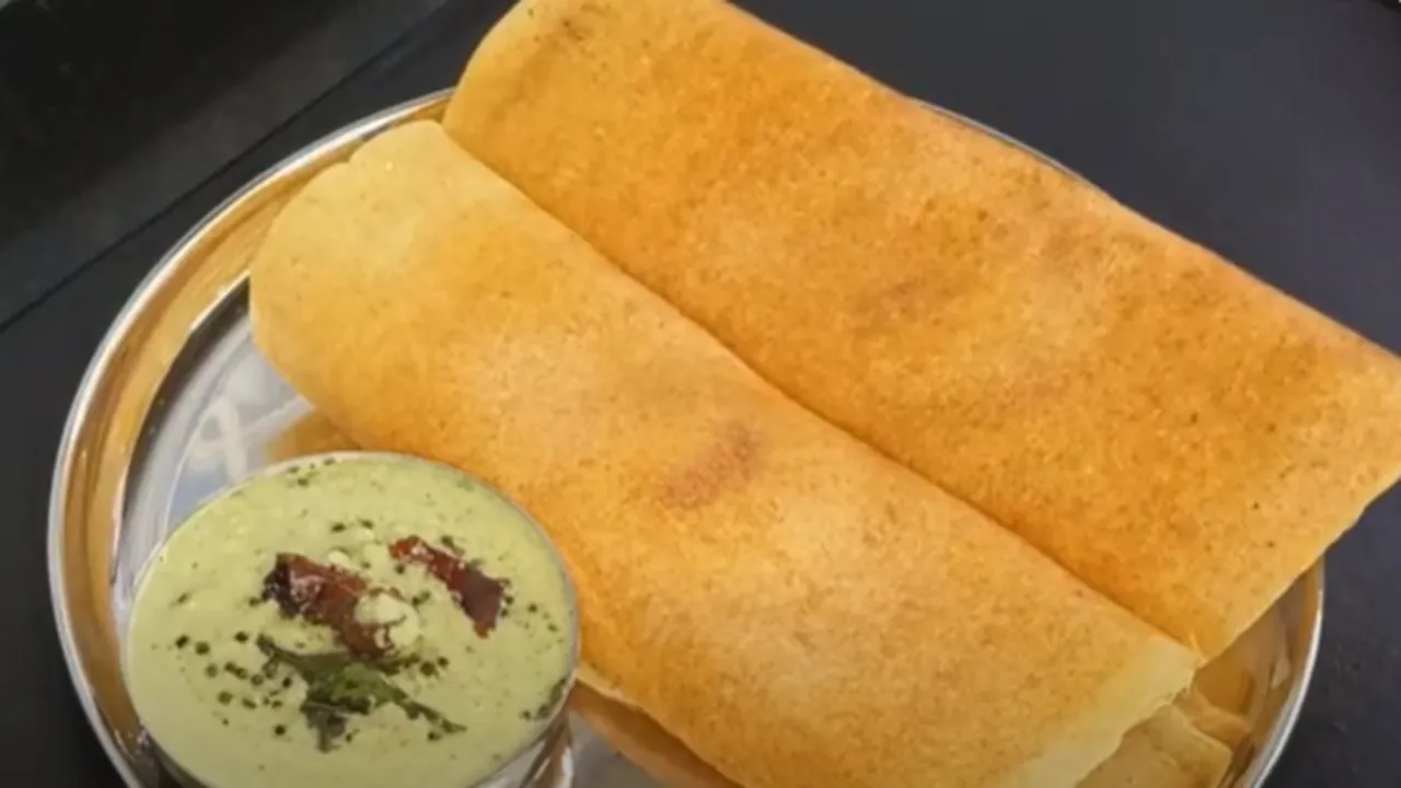 Dosa With Left Over Dal Curry