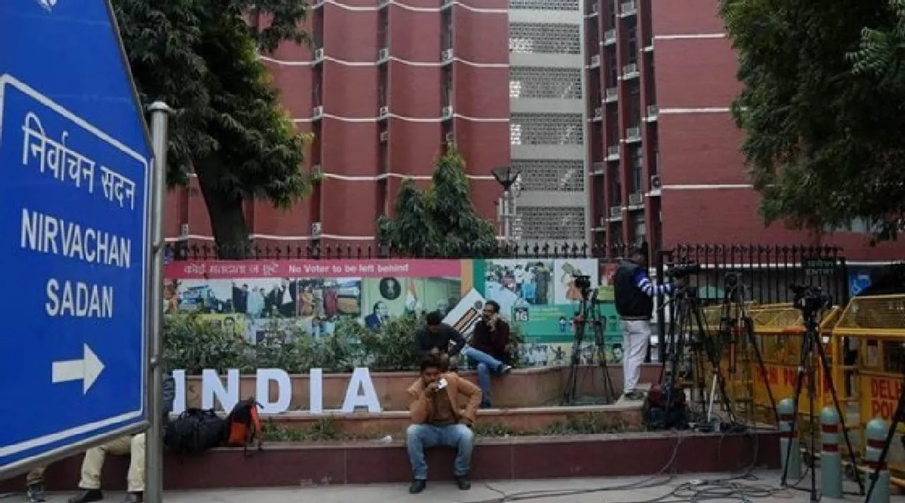 EC to announce Lok Sabha polls schedule at 3 pm tomorrow 16th march Tamil News 