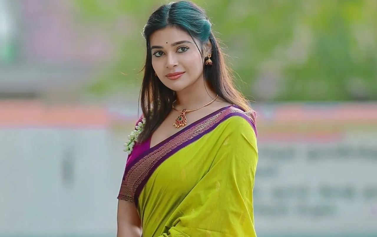 Dharsha Gupta Saree.