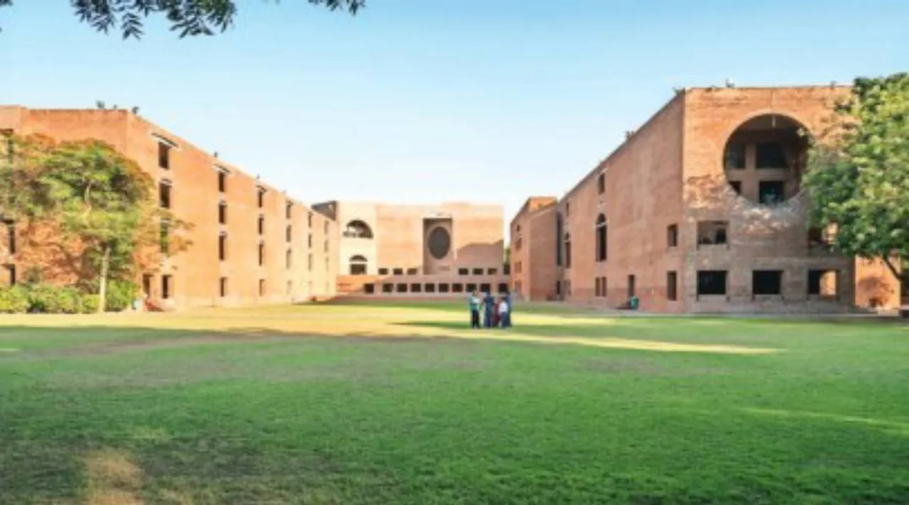 IIM.jpg