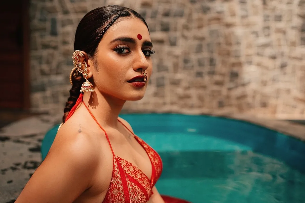 Priya Varrior 1