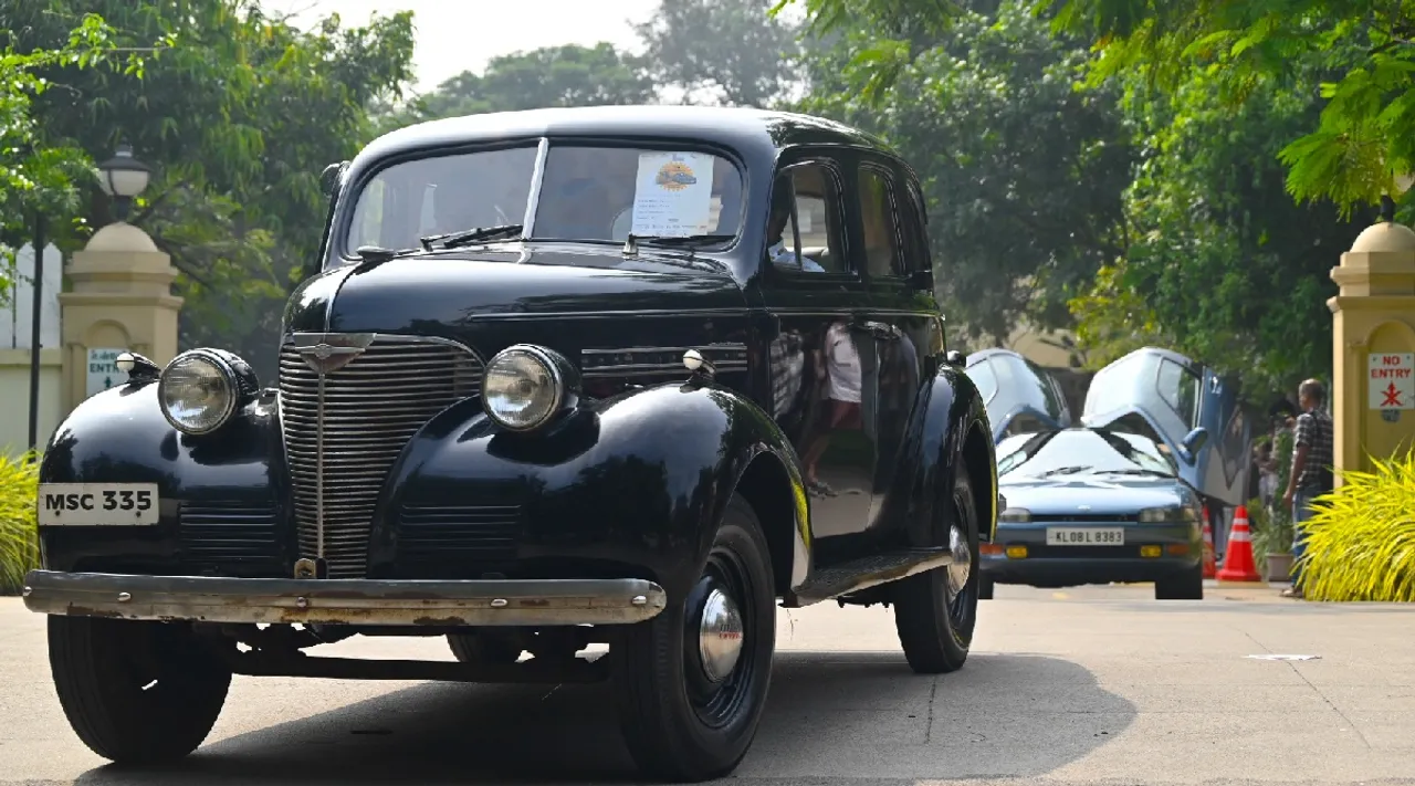 Vintage car exhibition in Coimbatore photos  Tamil News