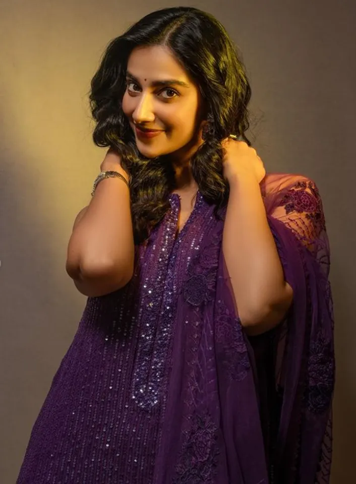 meenakshi chaudhary