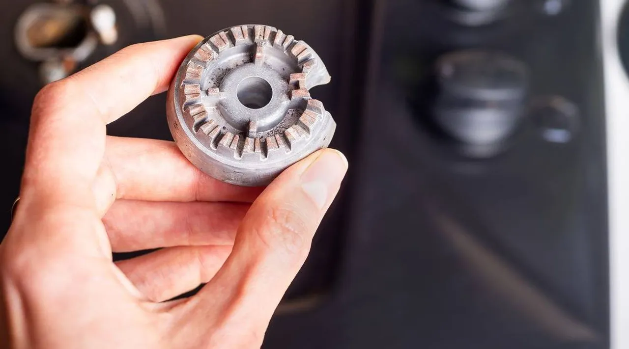 Gas stove cleaning