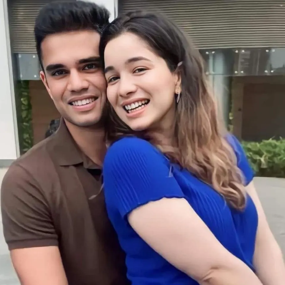 Sara Tendulkar joins Sachin Tendulkar Foundation as Director cute photos Tamil News  