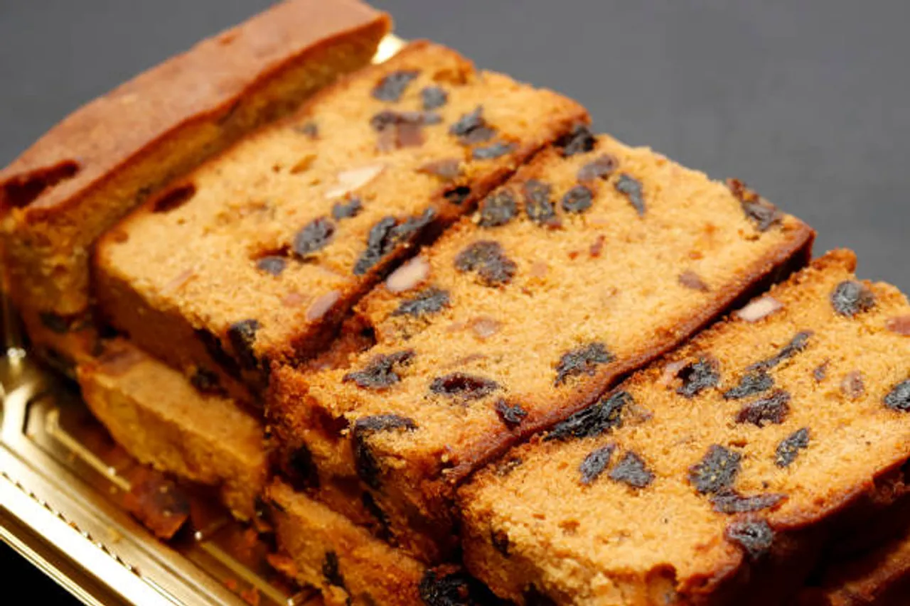plum cake