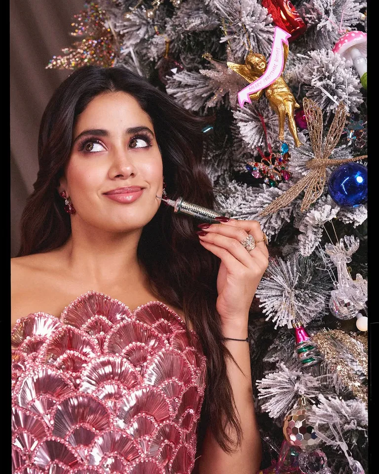 Janhvi Kapoor Kris