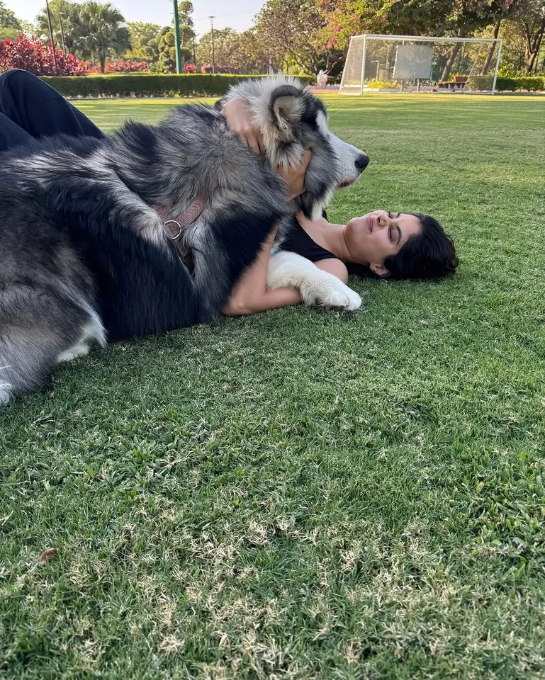 Janhvi Kapoor Dog