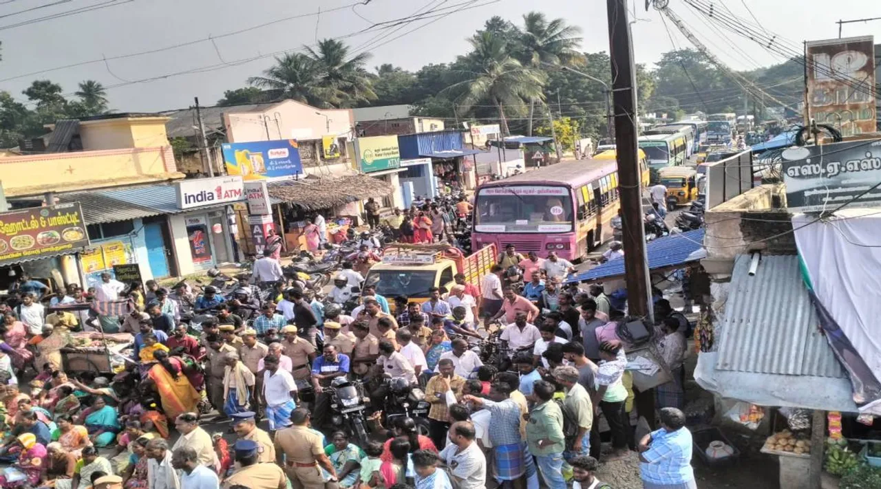 peopel protest