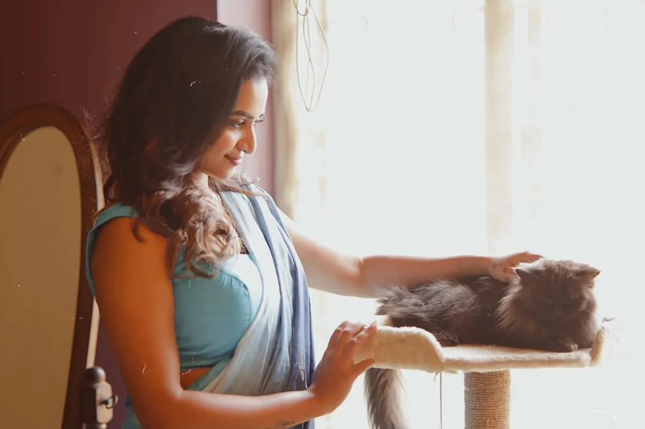 janani ashok kj