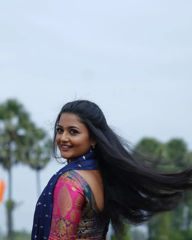 Gomathi Priya123