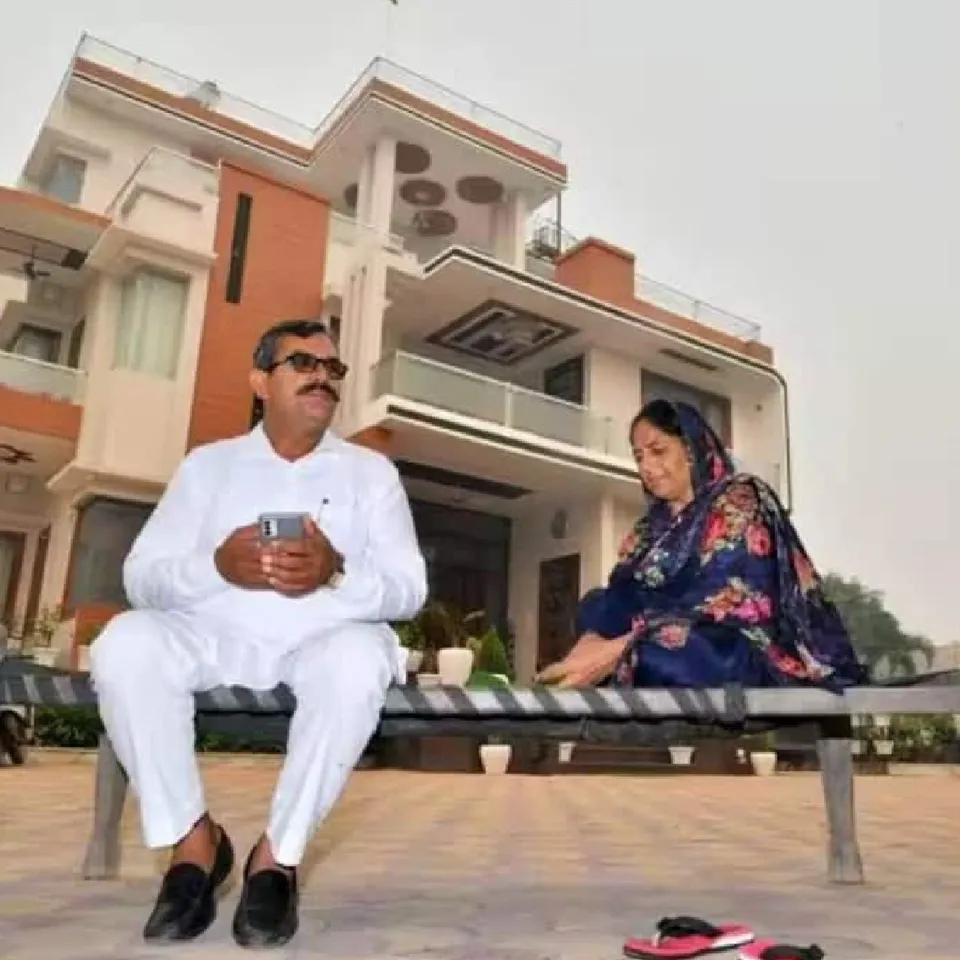 Neeraj Chopra and wife Himani Mor's luxurious house costs photos Tamil News