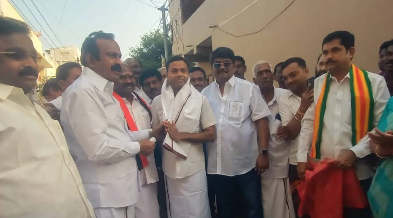 ADMK sen Mu