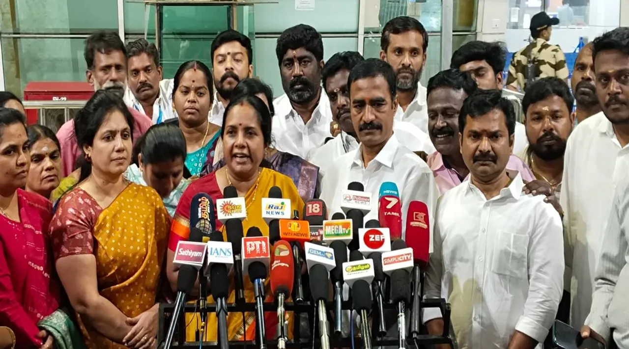 vanathi press meet