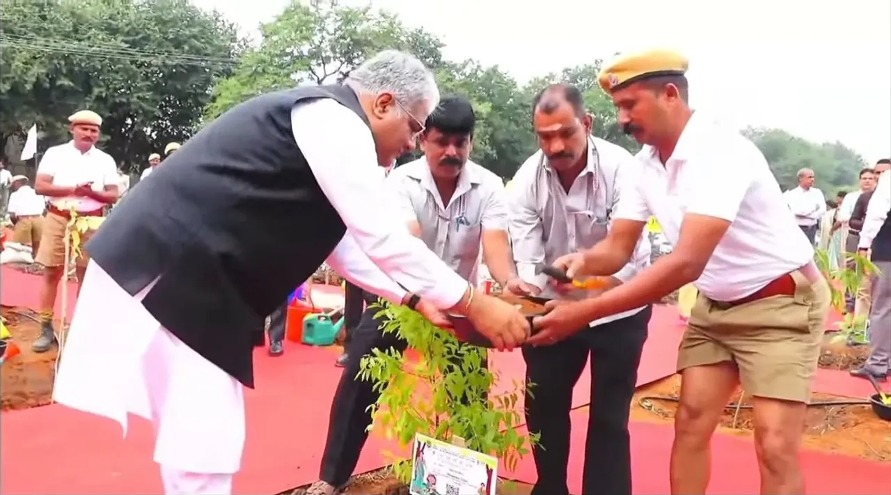 central minister tree planting