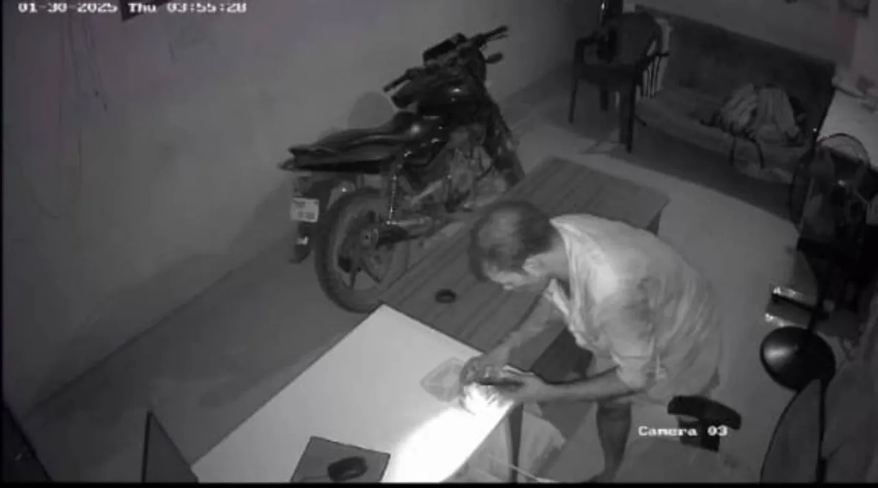 theft cctv screenshot