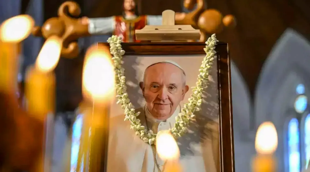 pope fransis tn