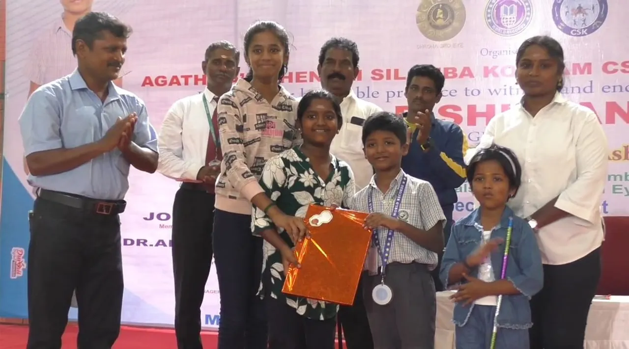 Silambam14