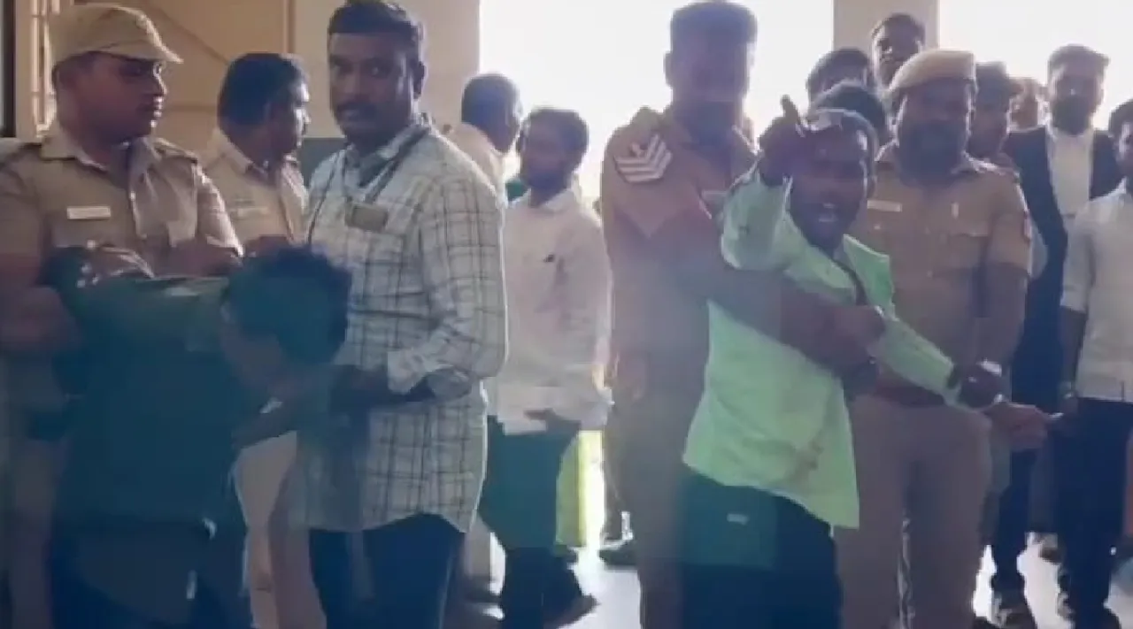 Madurai ganja business 2 arrestd for threating Special court Judge Tamil News