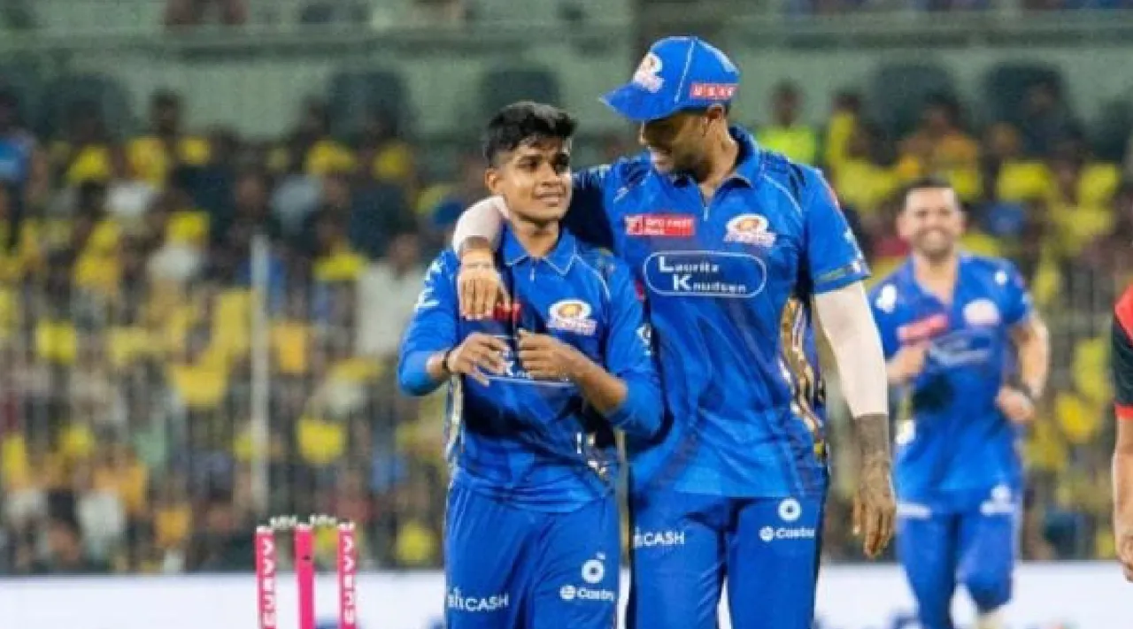 Vignesh Puthur out of IPL 2025 Mumbai Indians sign Raghu Sharma as replacement Tamil News