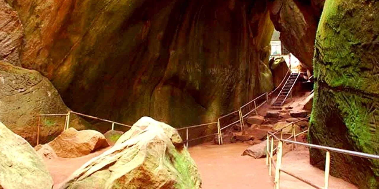 edakkal-caves-wayanad