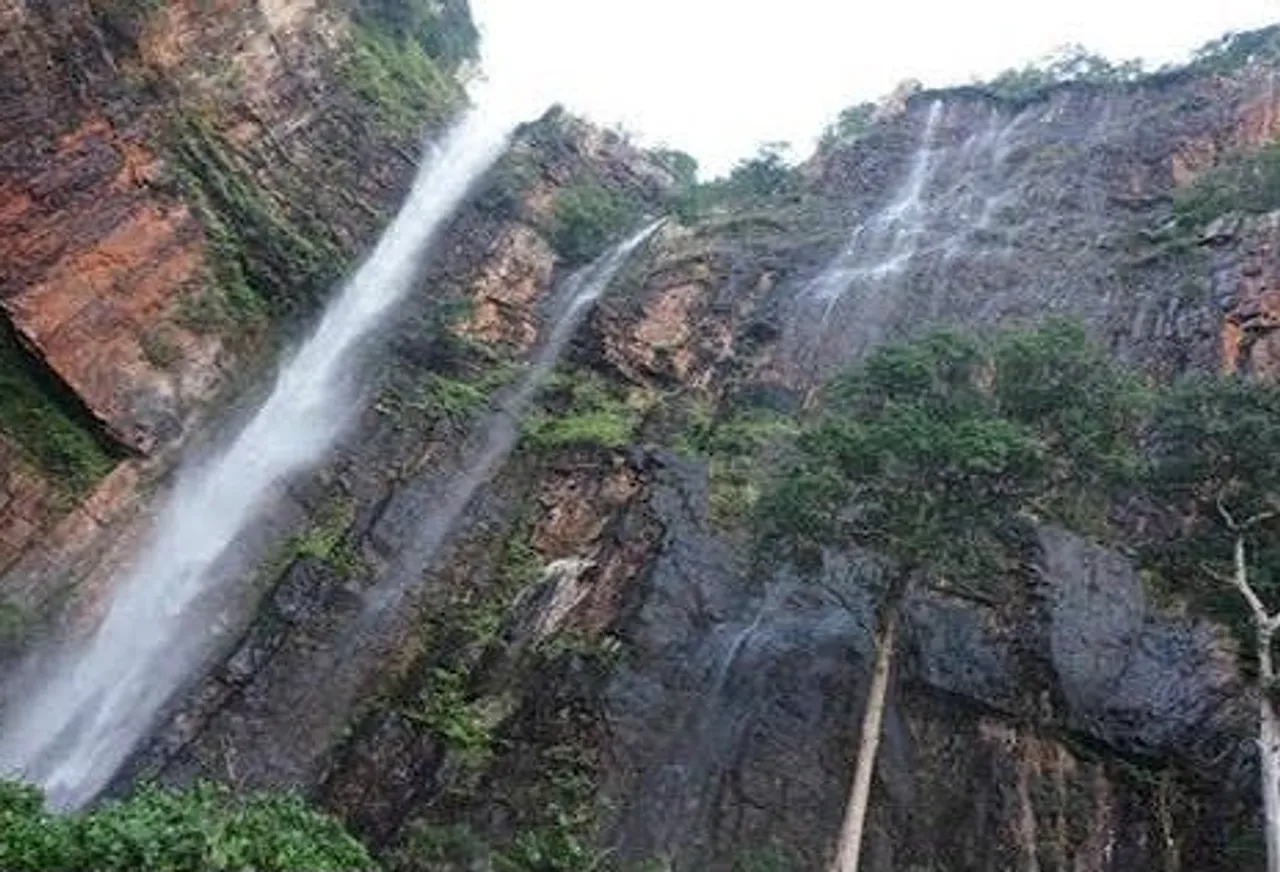 Kailasakona Waterfalls