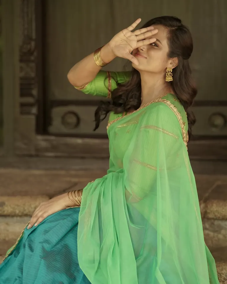 ramya pandian instagram 