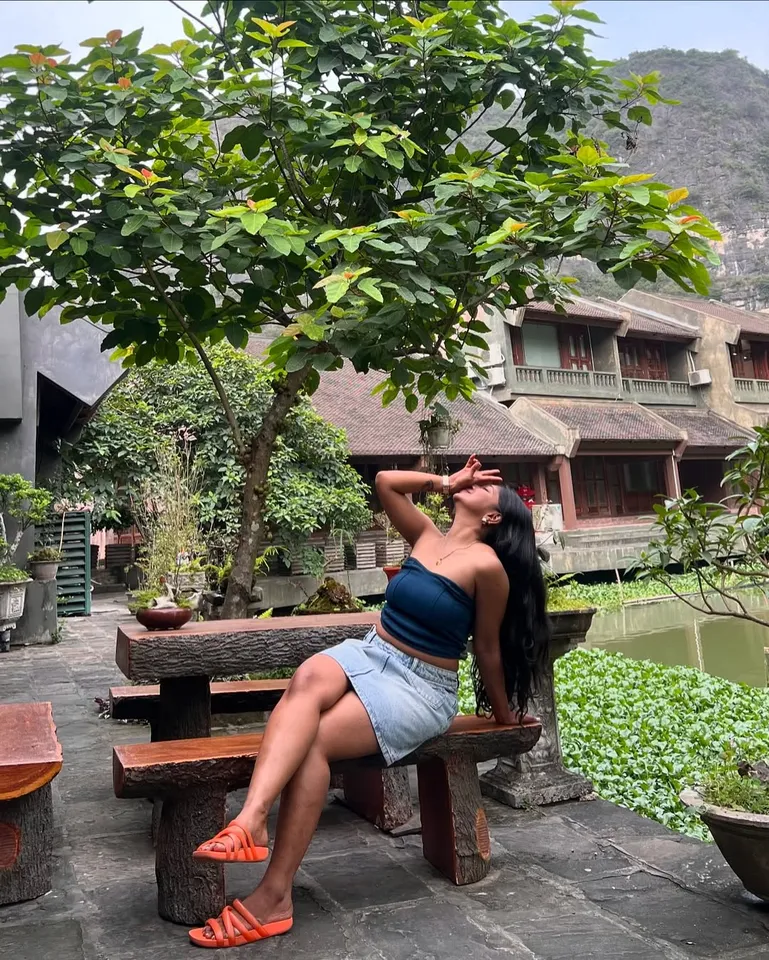 Vj parvathy 