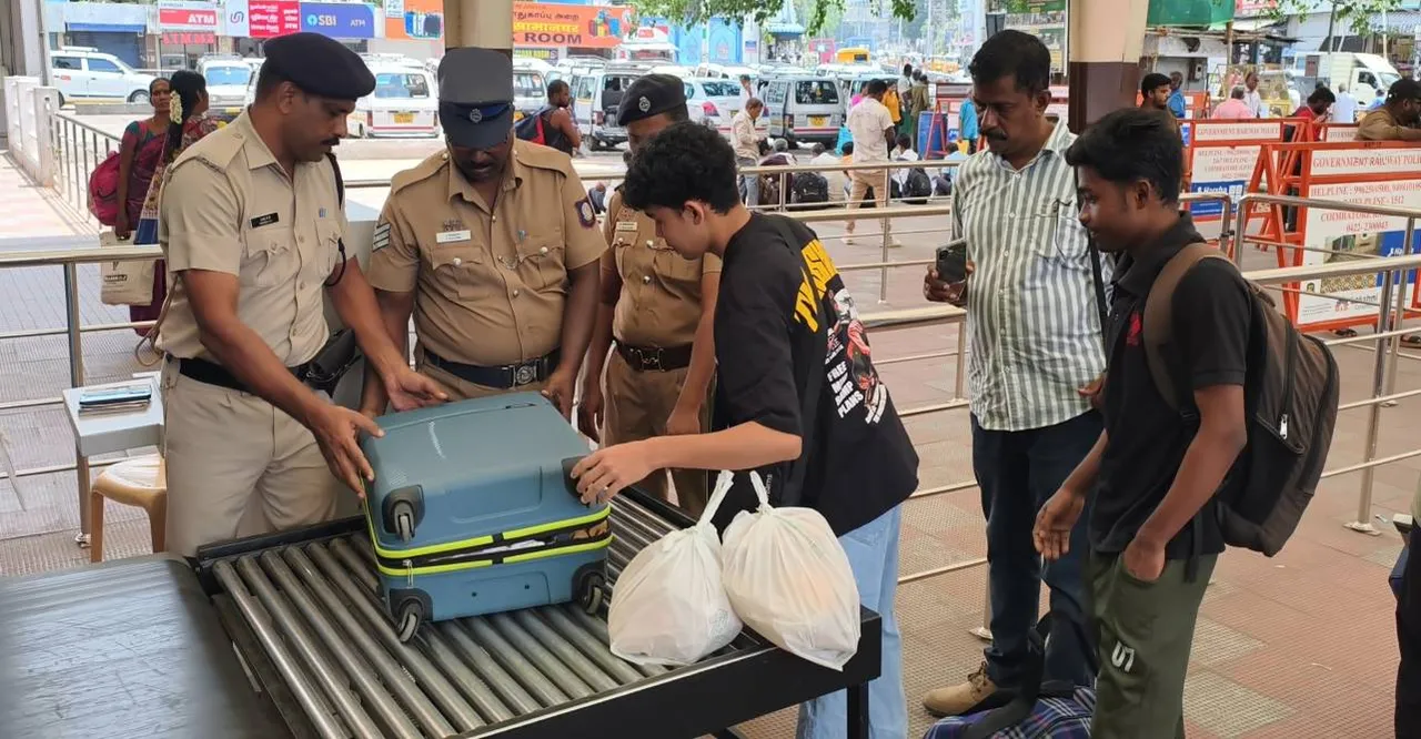 கோவை ரயில் நிலையம் 