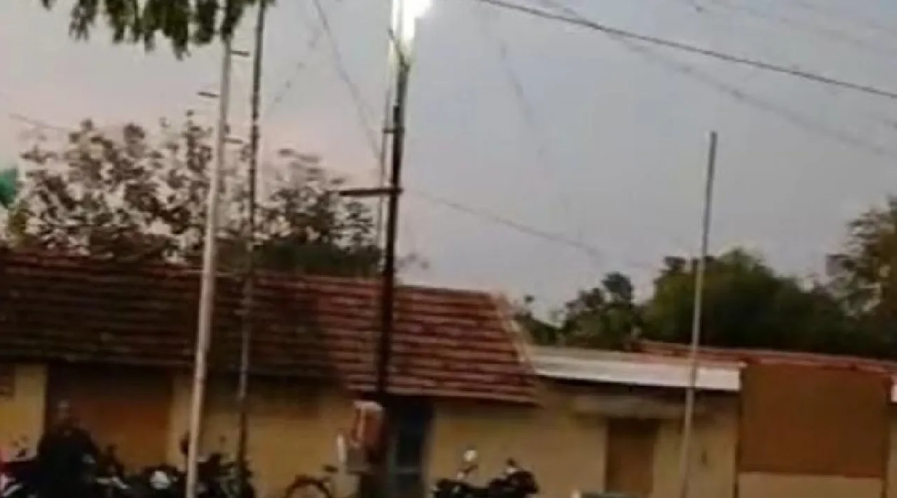 Trichy Sittilarai Village festival Electrocution kills one old woman 7 injured Tamil News