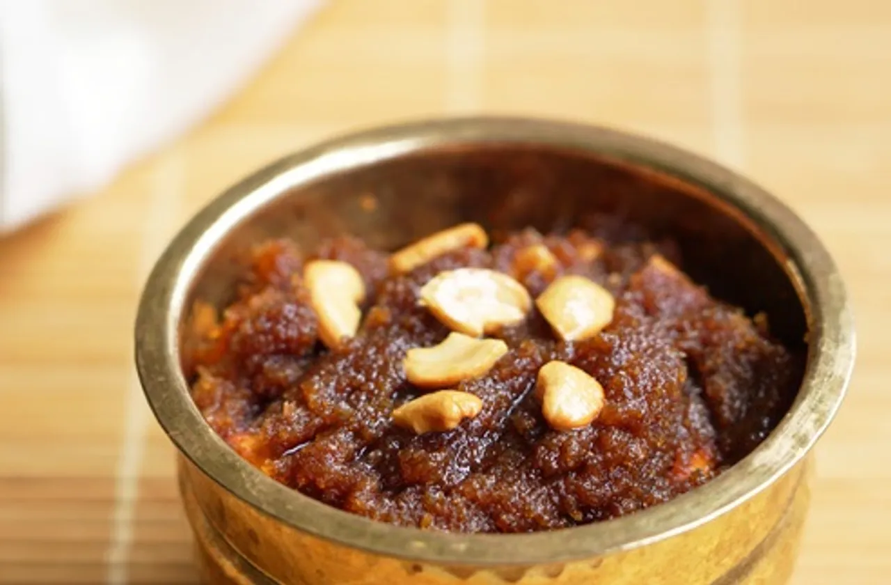Thengai therattipal recipe