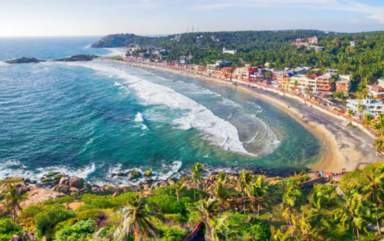 kovalam beach